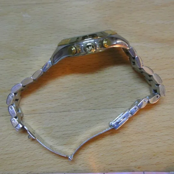 Michael Kors Unisex Two Tone Stainless Steel Band Chronograph Watch [MK5455] - Picture 5 of 7